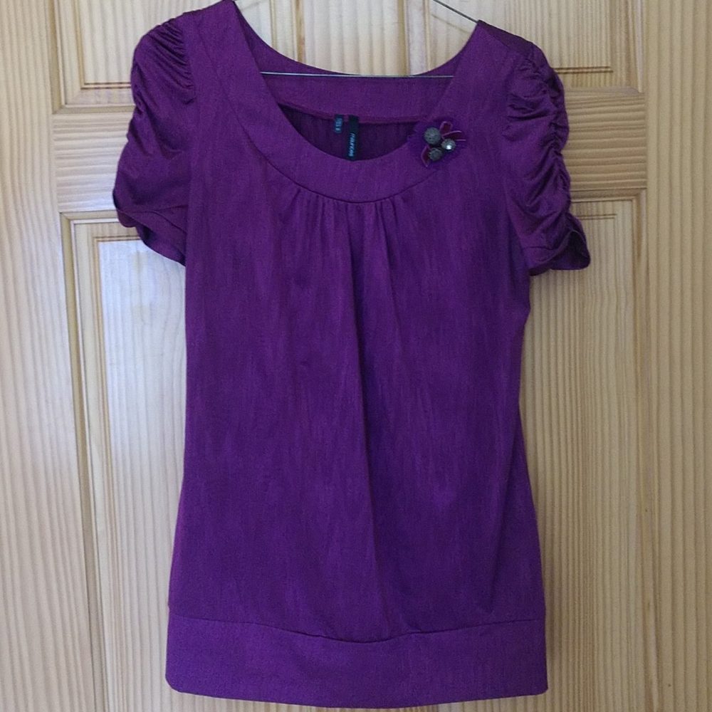 Maurice's ladies shirt size Medium